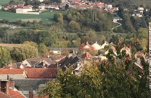 Chatillon-sur-Marne Bed & Breakfast | Chambres d'hotes Karine SMEJ