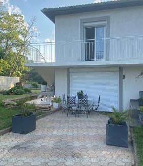 Chavanoz House | Chambres Quiétude