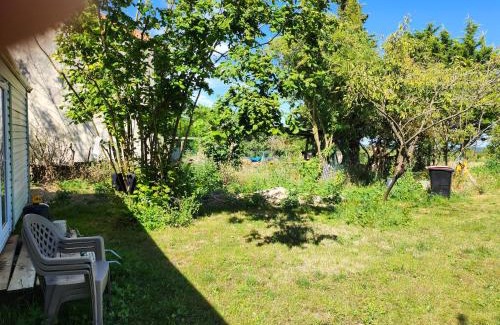 Saint-Jean-de-Sauves House | Chambres, Table d'Hôtes et Gites Les Mesanges