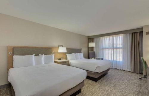 Chandler Hotel | Chandler Convenience – 3 Units Close to Downtown, Shopping & Parking Available