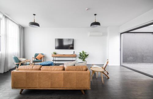 Launceston CBD Hotel | Change Overnight