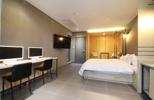 Gangseo District Hotel | Changwon Jinhae Yongwon Hotel VIN
