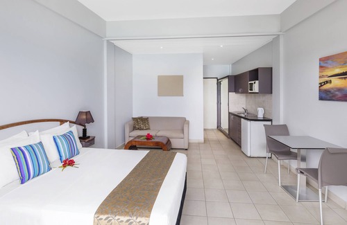 Port Vila Apartment | Chantillys on the Bay