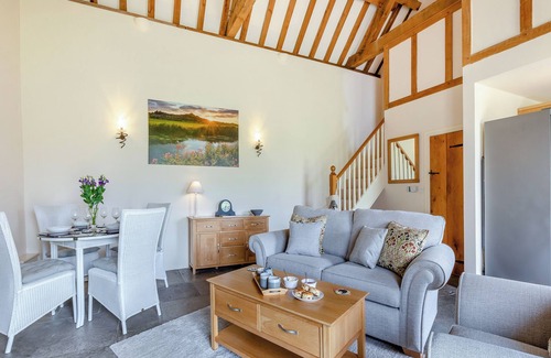 Ashcott Cottage | Chapel Barn - UK46738