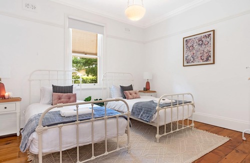 Moss Vale House | Chapman House –15-metre swimming pool with spa