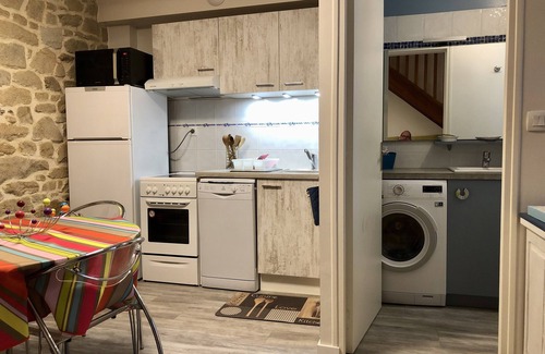 Arzon Apartment | Character apartment between Ocean and Gulf in a charming property.