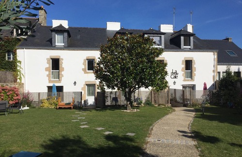 Arzon Apartment | Character apartment between Ocean and Gulf in a charming property.