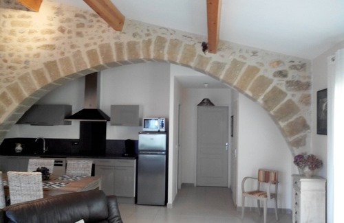 Montagnac Cottage | Character cottage situated in the old center of a village for 4 people