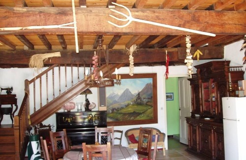 Peyrouse House | Character house with breathtaking views, sleeps 6.