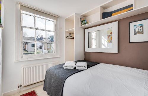 Oxford City Centre House | Characterful & Cosy Jericho House (sleeps up to 8)