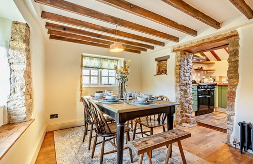 Freeland Cottage | Characterful Cotswold cottage with separate annexe - Rose Cottage