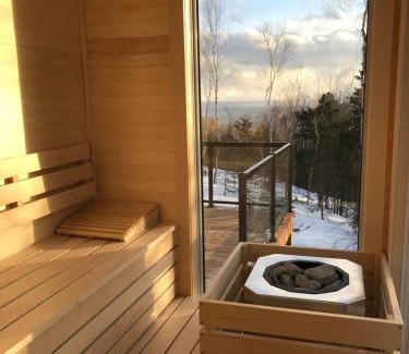 Les Eboulements Ski Chalet | Charlevoix expérience thermale en pleine nature - Suites Nature Charlevoix - Suite #2