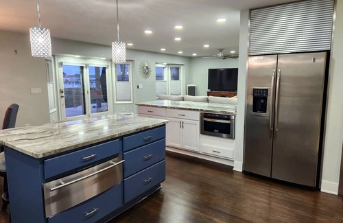 Pearl Beach House | "Charlie's on the North Channel" Beautiful Home