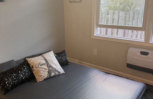 Fort Mill Apartment | Charlotte tiny home getaway 5 min to lake Wylie 20 minutes to downtown Charlotte