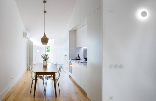 Alfama Apartment | Charm Boutique Apartment River View and Terrace by São Vicente 1797