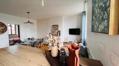 Auxerre Apartment | Charmant appartement plein centre ville - parking privé