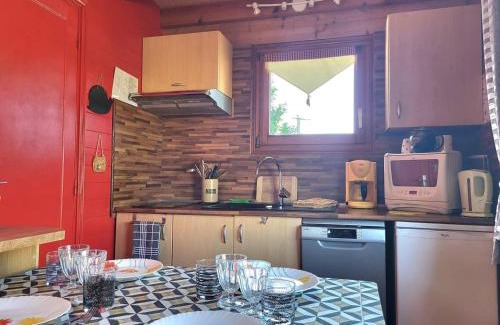 Amfreville Ski Chalet | Charmant chalet avec jardin clos, idéal pour se ressourcer et profiter d'un environnement paisible - FR-1-788-15
