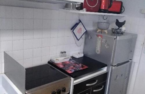 Barbezieux-Saint-Hilaire Apartment | Charmant appartement à Barbezieux avec terrasse et jardin - FR-1-653-196