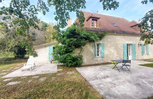 Saint-Aubin-de-Cadelech House | Charmante Maison avec Piscine