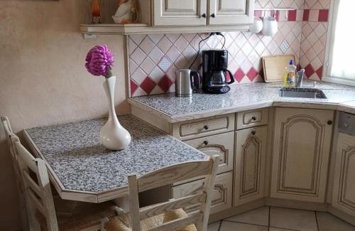 Oisly House | Charmant Gîte Familial au Cœur des Châteaux de la Loire, Jardin Clôturé et Équipements Bébé Inclus - FR-1-491-361