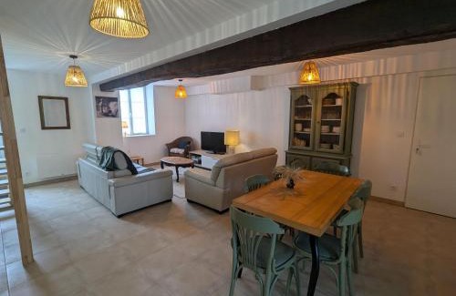 Chaingy House | Charmant gîte près d'Orléans avec jardin privatif et parking - FR-1-590-524