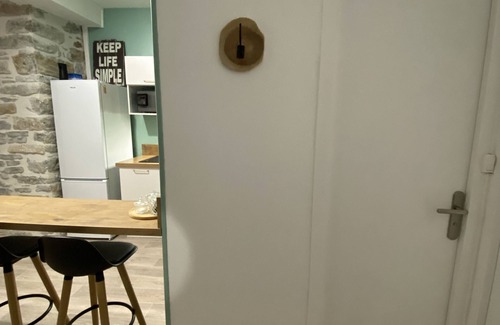 Oloron-Sainte-Marie Apartment | Charmant Studio Idéalement Placé et Paisible !