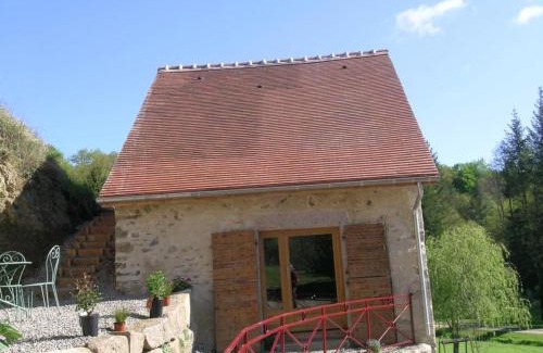 Vernusse House | Charmante Maison "Duplex" avec Piscine Chauffée, Sauna et Jardin dans un Domaine de 15 ha - FR-1-489-208