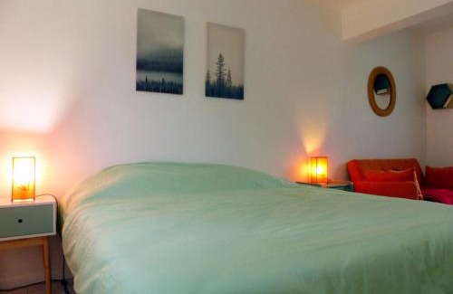 Charroux House | Charmante maison à Charroux avec terrasse privative - FR-1-489-394