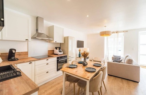 Plerin House | Charmante maison neuve avec terrasse,Port du Legue