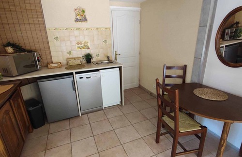 13th Arrondissement Villa | Charmante Suite Avec Jacuzzi au Calme