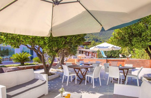 Castellammare di Stabia Villa | Charming Private Villa with Pool Near Town