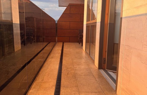 Curtea De Arges Apartment | Charming 1-bedroom apartment in lovely Curtea de Argeș with AC