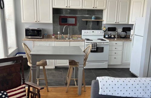 Downtown Apartment | Charming 1-bedroom apartment in the historic Hotel Royal.