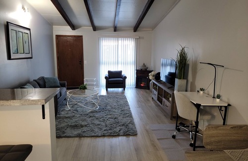 Inglewood Apartment | Charming 1-bedroom apartment in welcoming Inglewood with AC, WiFi