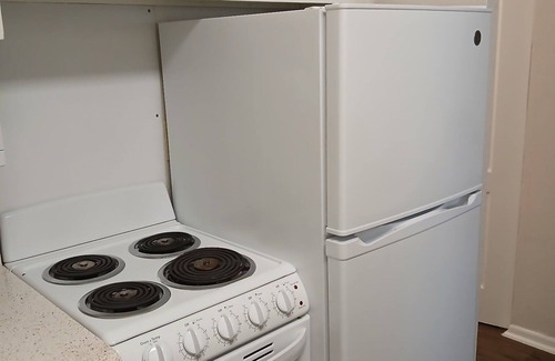 Bucktown Apartment | Charming 1-bedroom apartment with WiFi, AC in tranquil Metairie