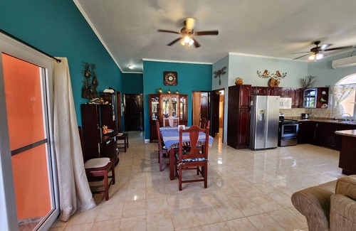 Colon Apartment | Charming 1-bedroom apartment in Balfate