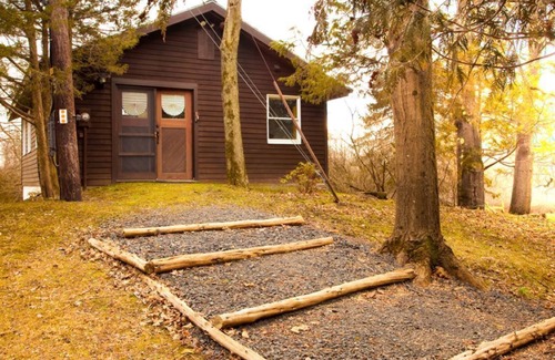 Saugerties Cottage | Charming 1-bedroom cottage with WiFi and AC in Saugerties