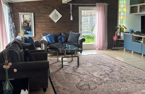 Hamar Municipality House | Charming 1-bedroom house with WiFi, AC in lovely Ridabu Hamar