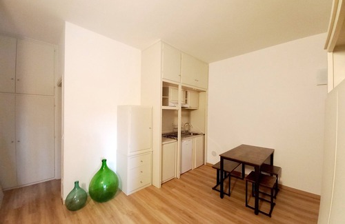 Imola Apartment | Charming 1-bedroom loft in delightful Imola with WiFi, AC and private garden