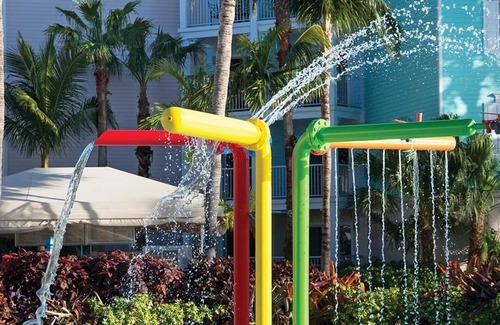 Paradise Island Resort | Charming 1-bedroom resort in beautiful Nassau with fitness room, AC