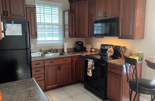 Gulf Breeze Cottage | Charming 1-bedroom guesthouse in fantastic Gulf Breeze close to the beach