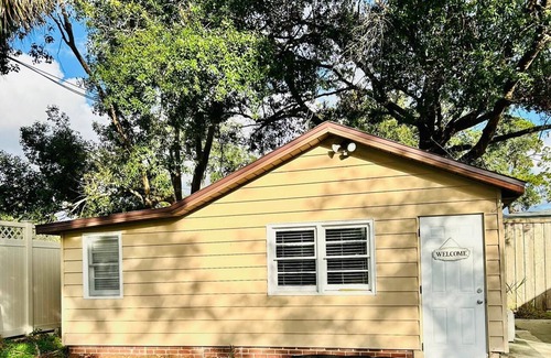 Jacksonville Apartment | Charming 1-bedroom apartment in beautiful Ortega