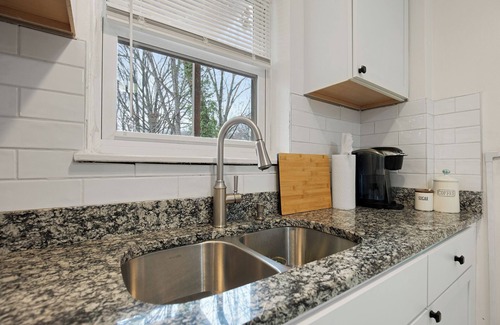 Takoma Park Apartment | Charming 1-bedroom apartment in Takoma Park with AC, WiFi