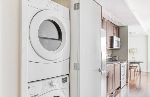 Columbia Heights Apartment | Charming 14th St 1BR w/ Gym, W/D & Lounge, walk to Metro, by Blueground