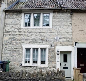 Bradford-on-Avon House | Charming 1700s Cottage in Bradford on Avon nr Bath