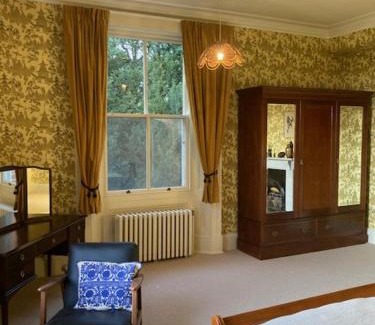 Thirsk House | Charming 18th Century property