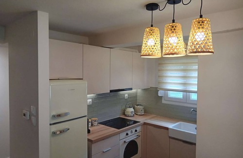 Nees Pagases Apartment | Charming 1BR Apartment with Beach view and Modern Amenities for 4 Guests in Alykes Volos