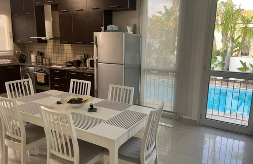 Pervolia Villa | Charming 2-bedroom villa with private pool in Pervolia Larnaca close to Airport
