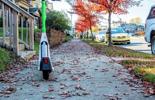 Near East Columbus House | Charming 2-bed 1/2 duplex with ensuite bathrooms, Wi-Fi, close to everything!