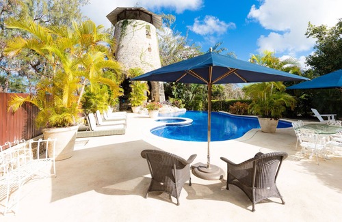 West Coast House | Charming 2 bed Spacious Plantation Guest House